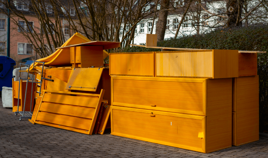 FURNITURE REMOVAL
